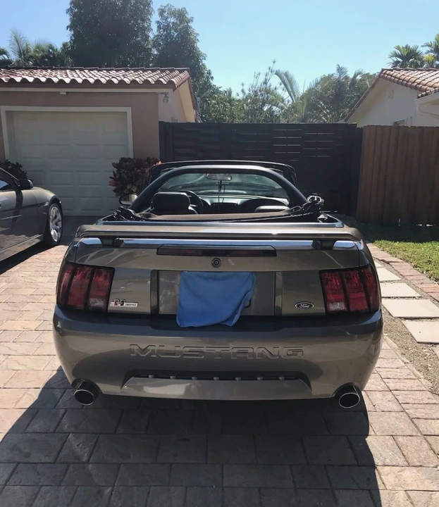 2001 Ford SN95 Mustang - Image 5 of 10