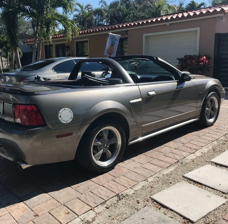 2001 Ford SN95 Mustang - Image 2 of 10