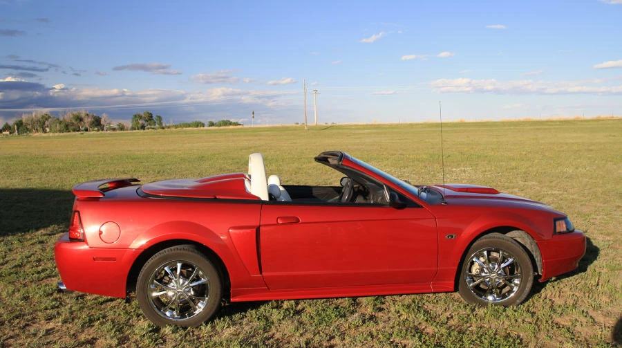 2001 Ford SN95 Mustang - Image 3 of 10