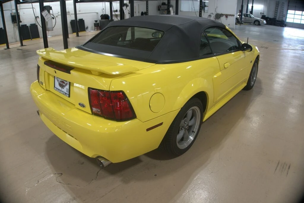 2001 Ford - Image 5 of 31