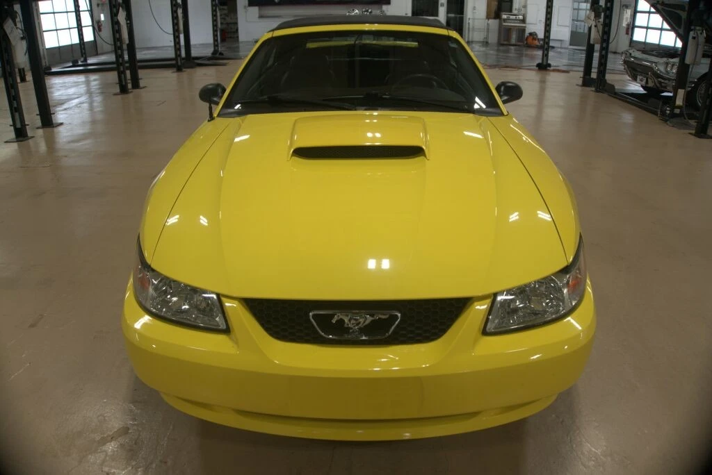 2001 Ford SN95 Mustang - Image 8 of 31