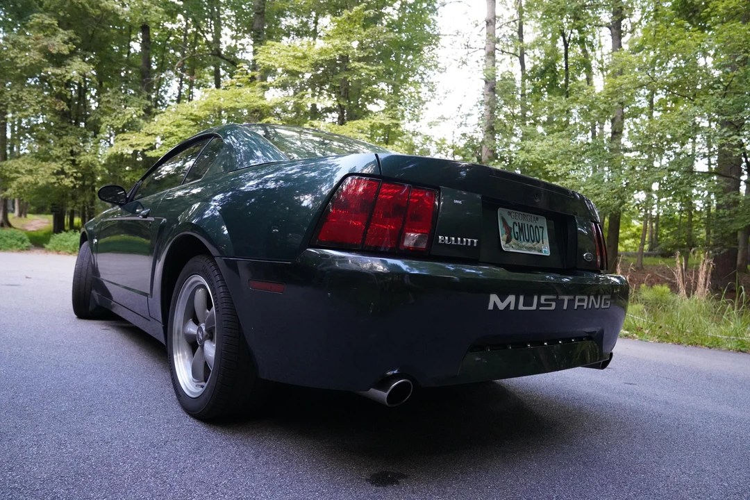 2001 Ford SN95 Mustang - Image 8 of 31