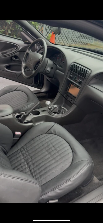 2001 Ford SN95 Mustang - Image 11 of 19