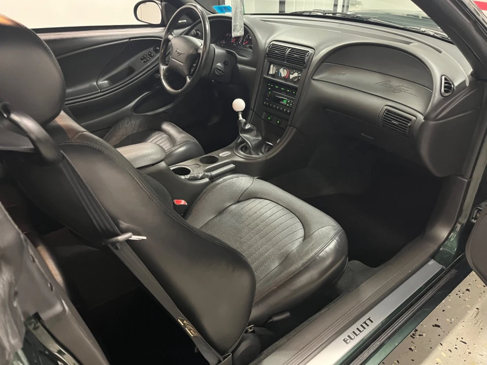 2001 Ford SN95 Mustang - Image 13 of 21