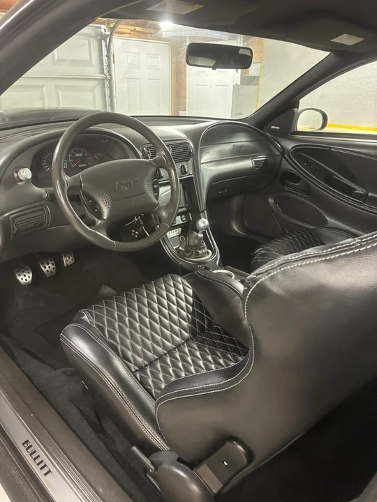 2001 Ford SN95 Mustang - Image 15 of 20