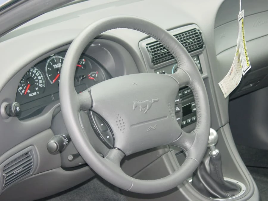 2001 Ford SN95 Mustang - Image 3 of 4