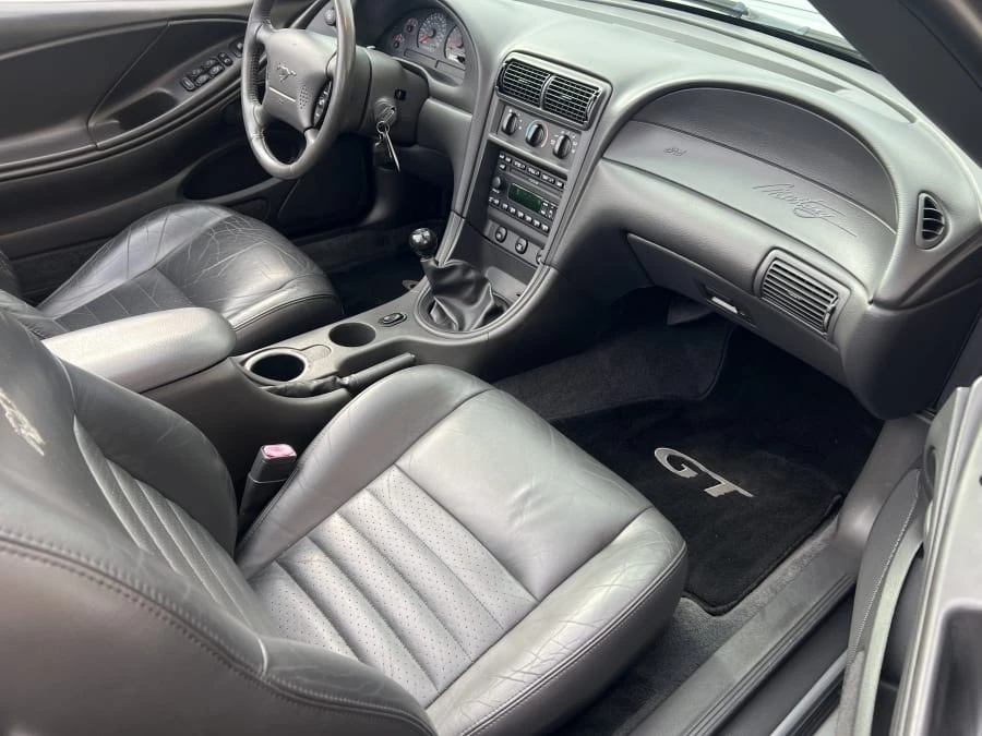2001 Ford SN95 Mustang - Image 9 of 11