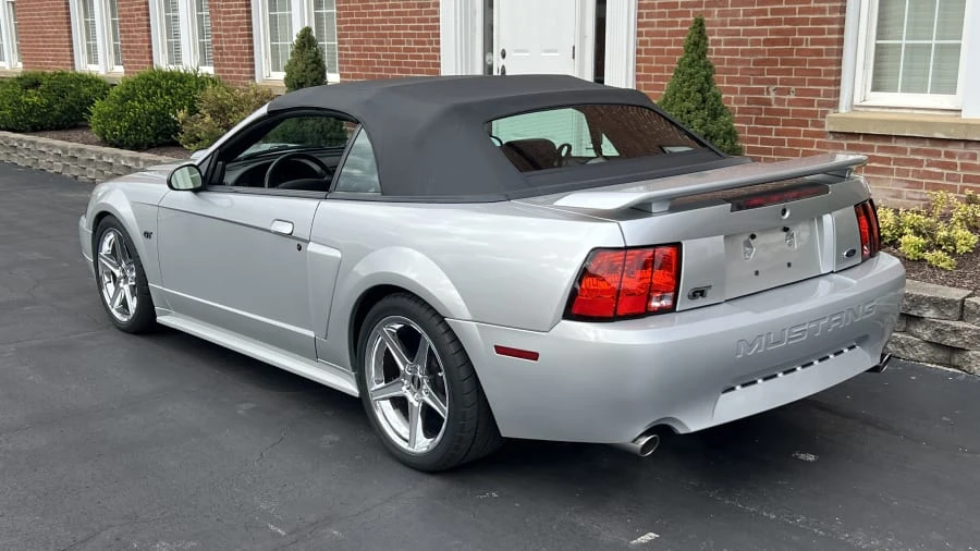 2001 Ford SN95 Mustang - Image 6 of 11