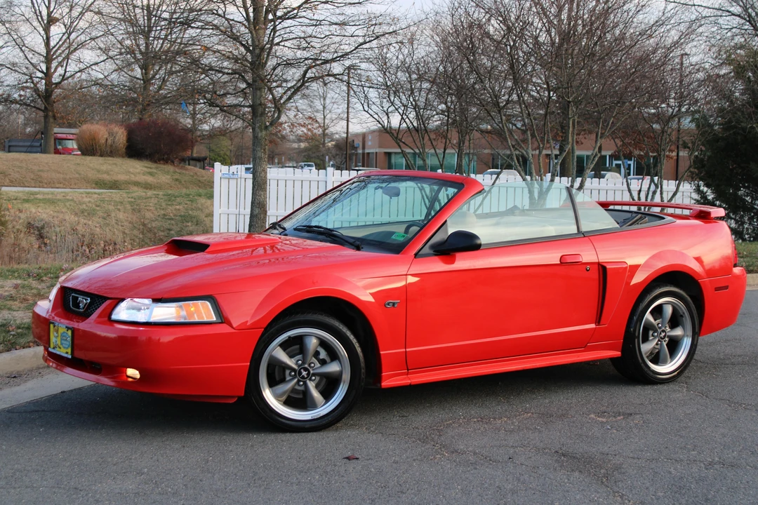 2001 Ford SN95 Mustang - Image 10 of 21