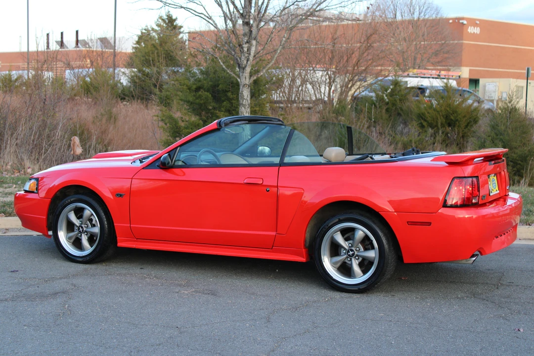 2001 Ford SN95 Mustang - Image 13 of 21