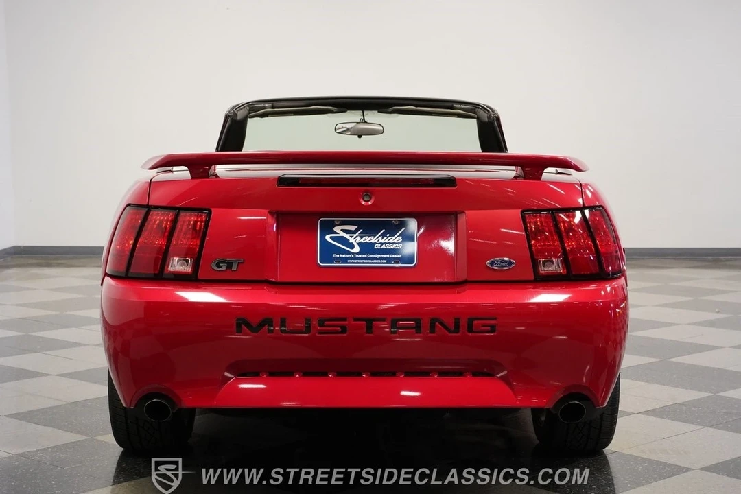 2001 Ford SN95 Mustang - Image 11 of 12