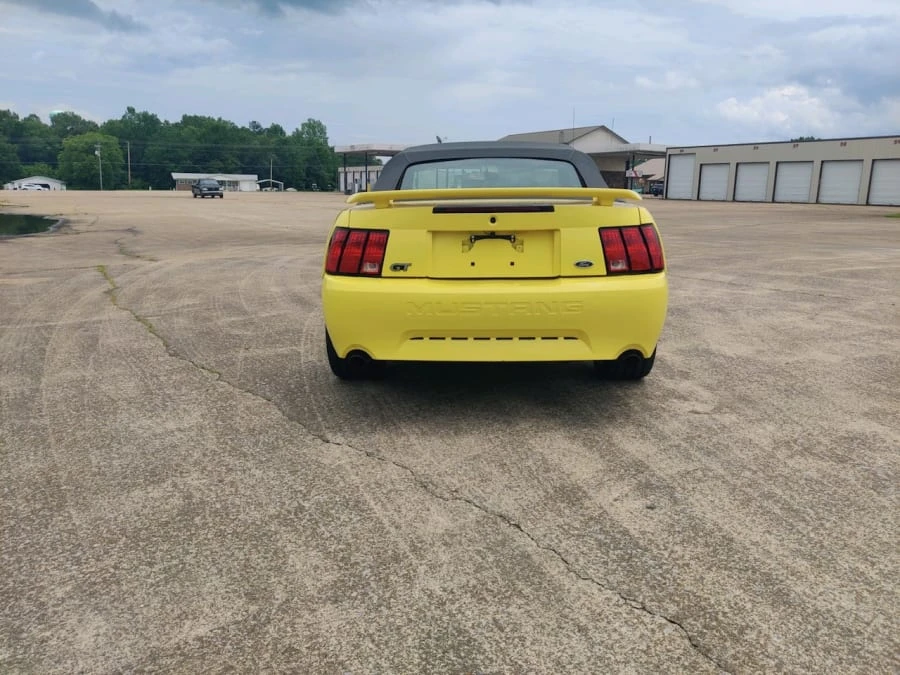 2001 Ford SN95 Mustang - Image 6 of 31