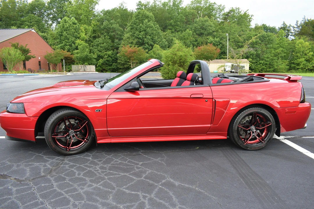 2001 Ford SN95 Mustang - Image 9 of 31