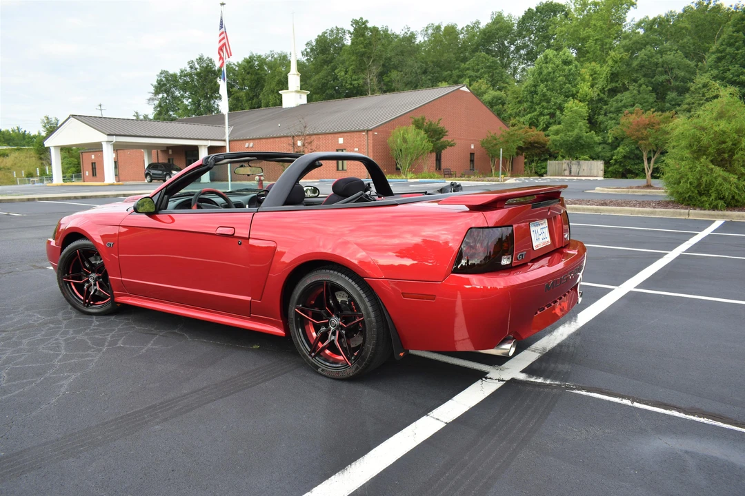2001 Ford SN95 Mustang - Image 10 of 31