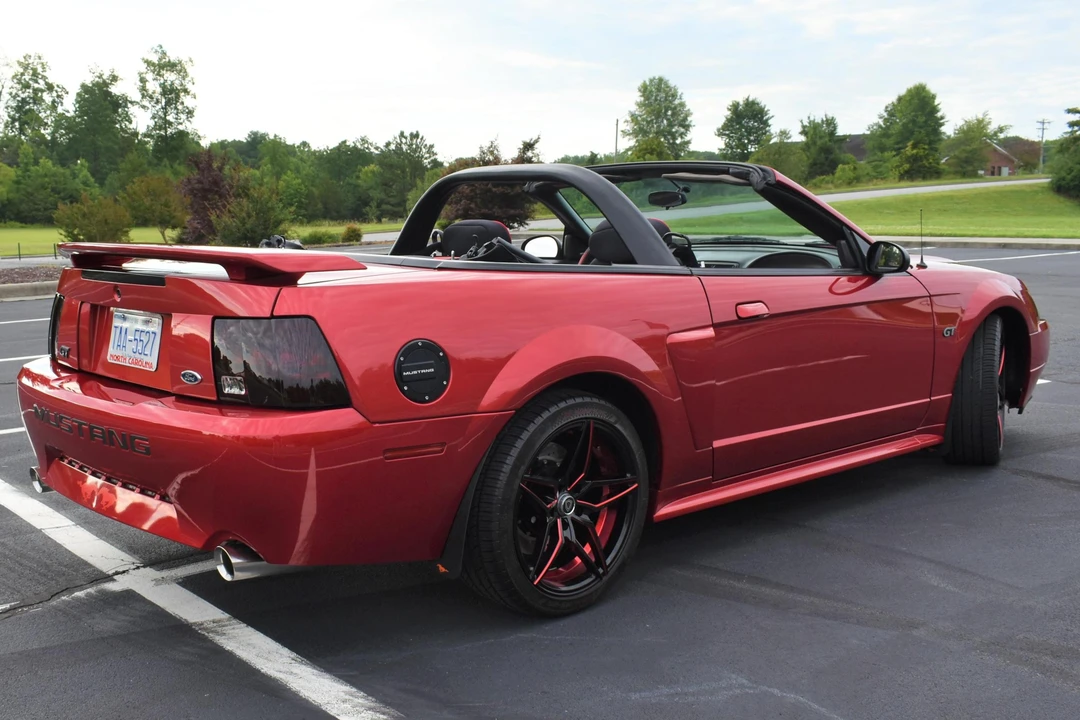 2001 Ford SN95 Mustang - Image 4 of 31