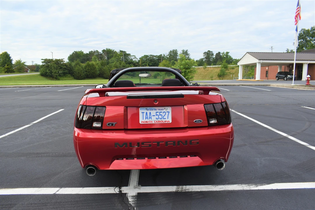 2001 Ford SN95 Mustang - Image 11 of 31