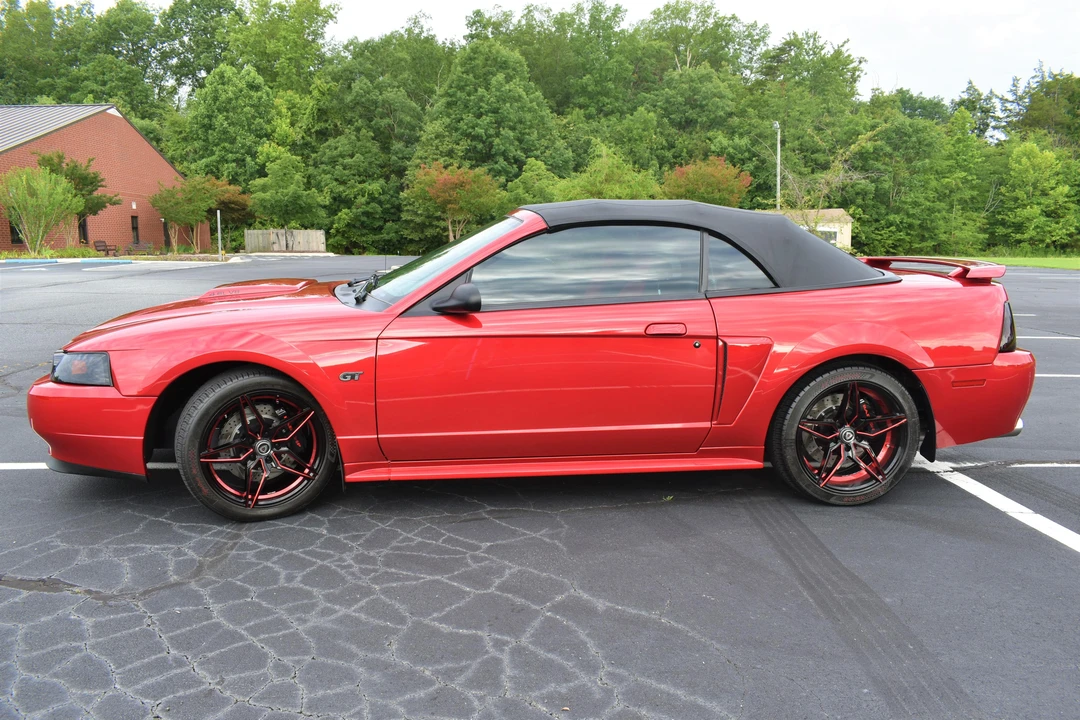 2001 Ford SN95 Mustang - Image 17 of 31