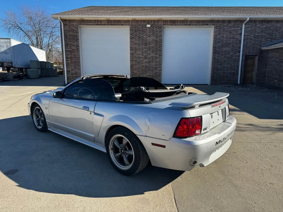 2001 Ford SN95 Mustang - Image 10 of 20