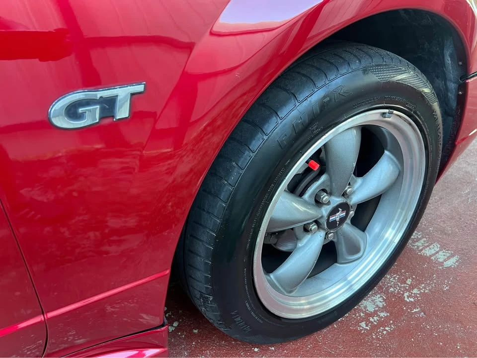 2001 Ford SN95 Mustang - Image 15 of 20