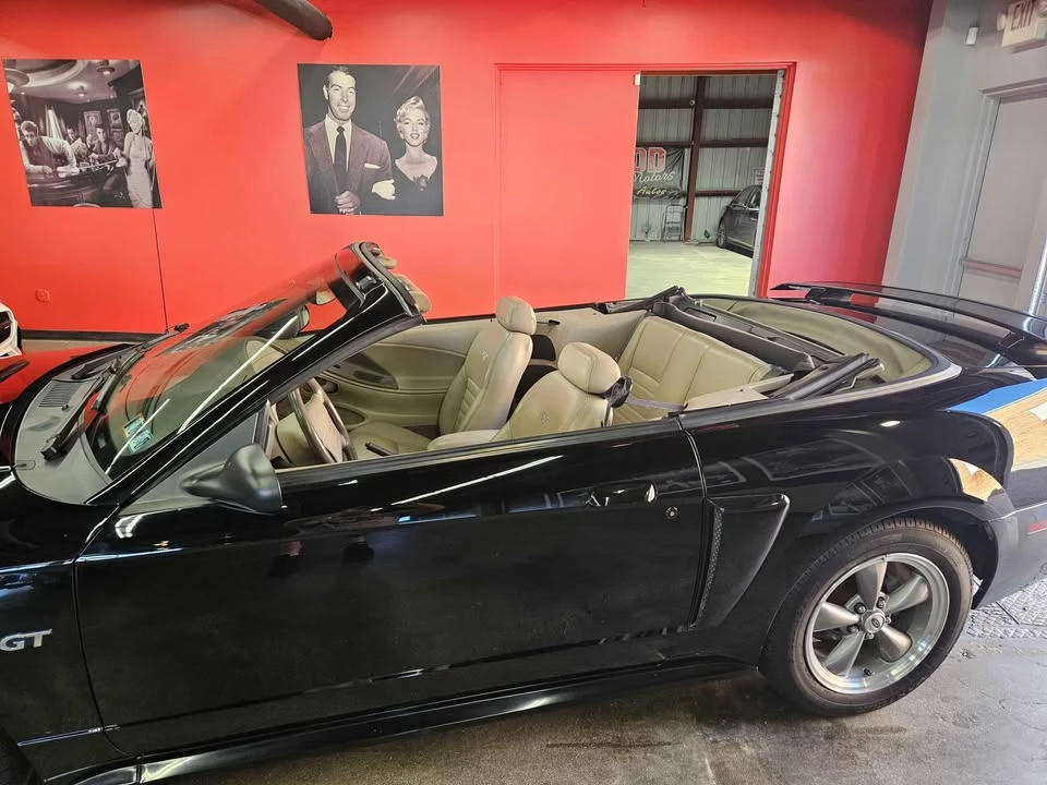 2001 Ford SN95 Mustang - Image 9 of 16