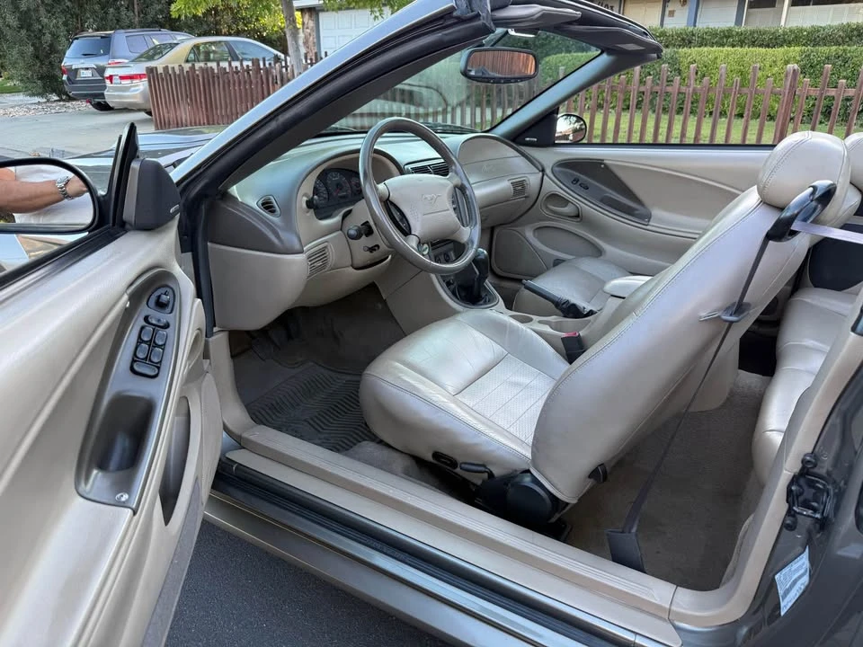2001 Ford SN95 Mustang - Image 14 of 20