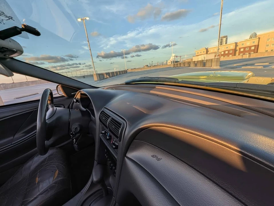 2001 Ford SN95 Mustang - Image 14 of 20