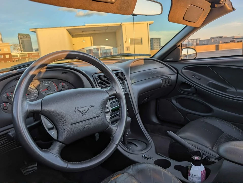 2001 Ford SN95 Mustang - Image 10 of 20