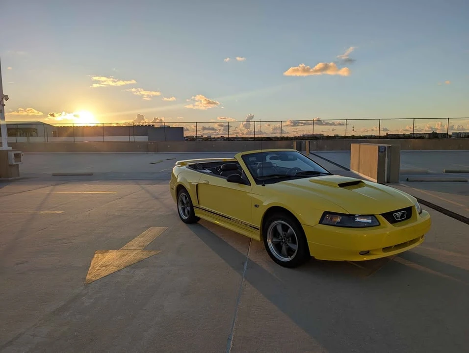 2001 Ford SN95 Mustang - Image 7 of 20