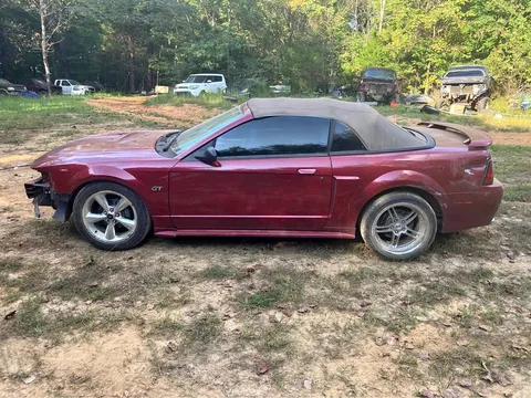 2001 Ford Mustang GT Convertible 2D