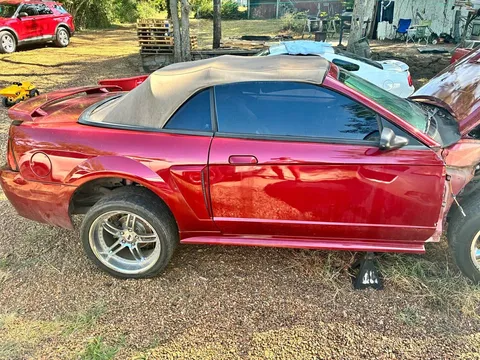2001 Ford Mustang GT Convertible 2D