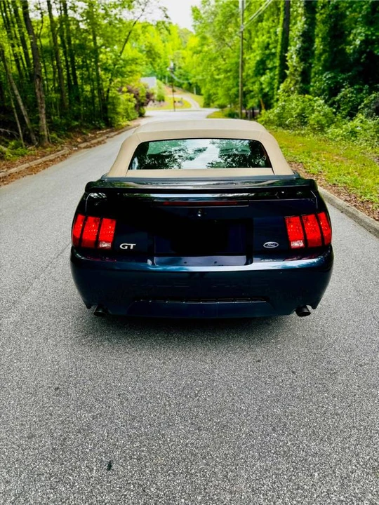 2001 Ford SN95 Mustang - Image 5 of 8