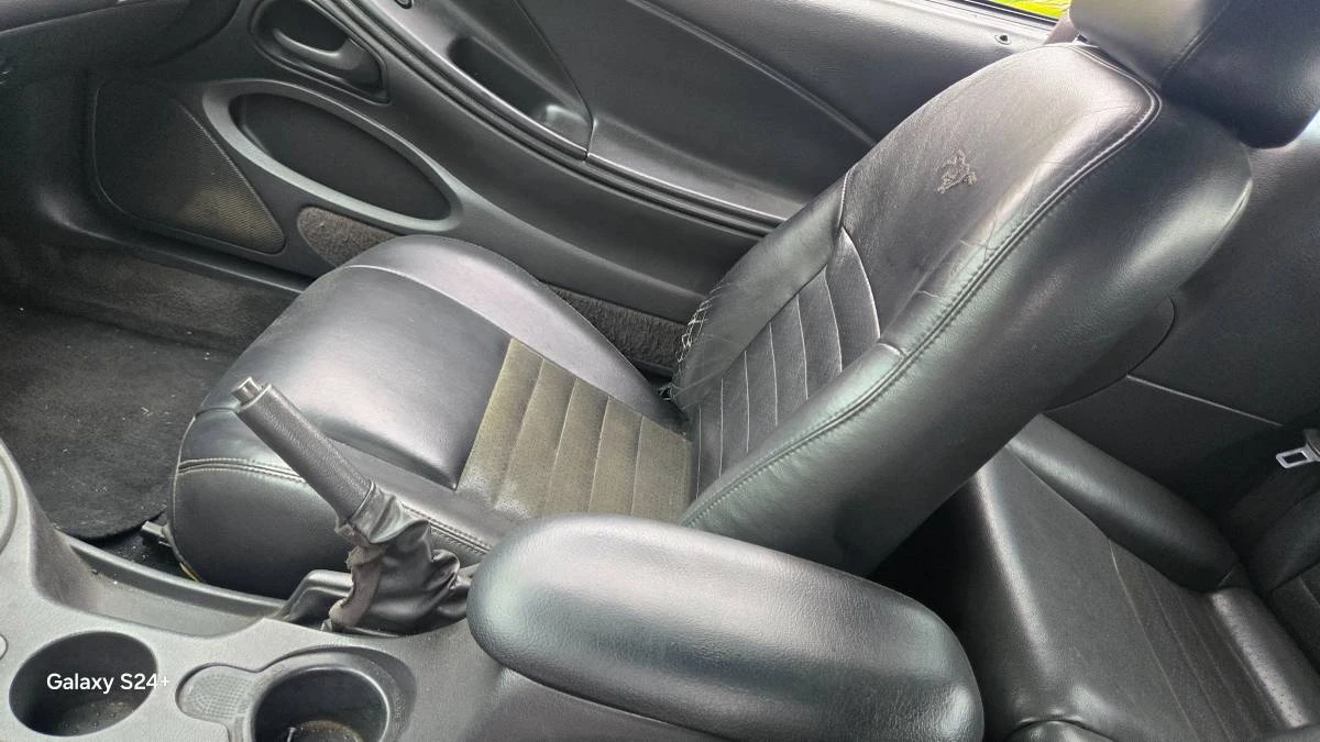 2001 Ford SN95 Mustang - Image 7 of 21