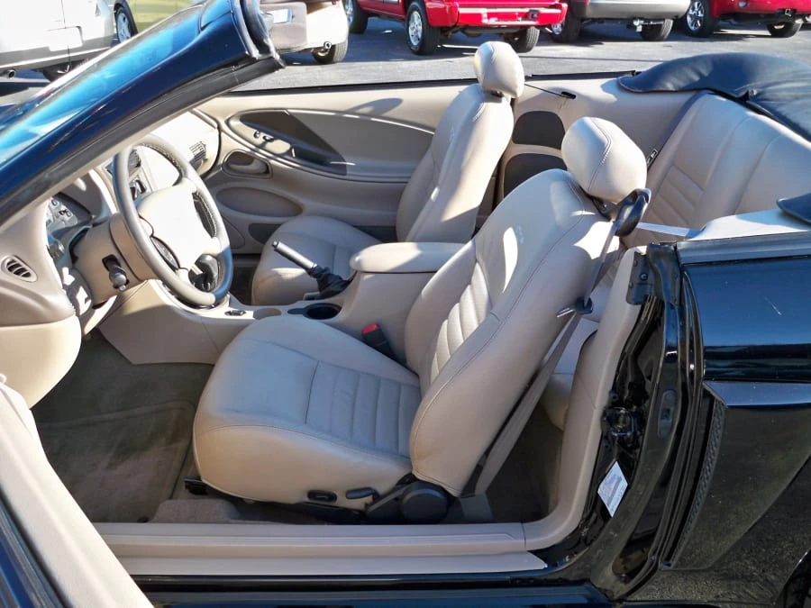 2001 Ford SN95 Mustang - Image 3 of 8