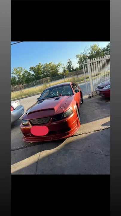 2001 Ford SN95 Mustang - Image 2 of 2