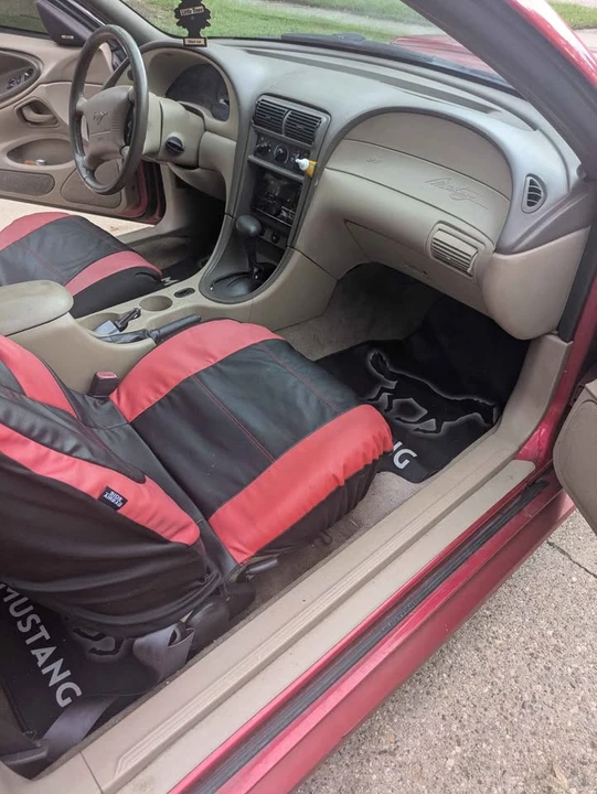 2001 Ford SN95 Mustang - Image 16 of 19