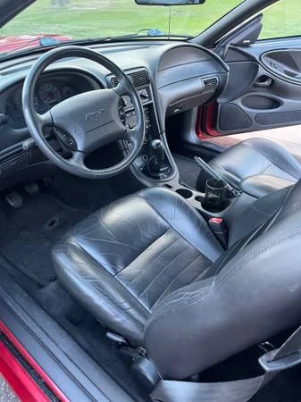 2001 Ford SN95 Mustang - Image 10 of 16