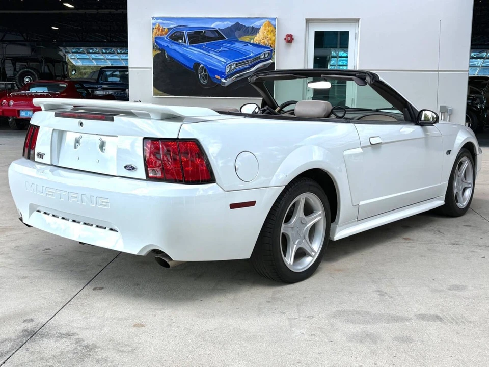2001 Ford SN95 Mustang - Image 6 of 31