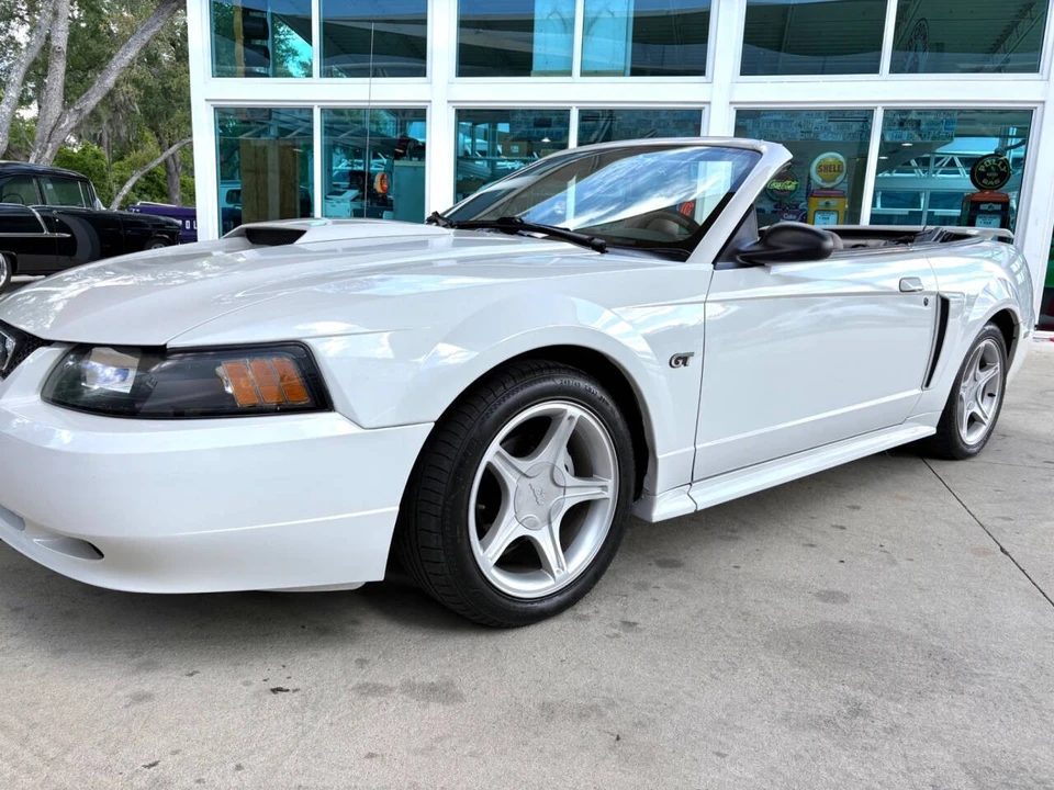 2001 Ford SN95 Mustang - Image 12 of 31