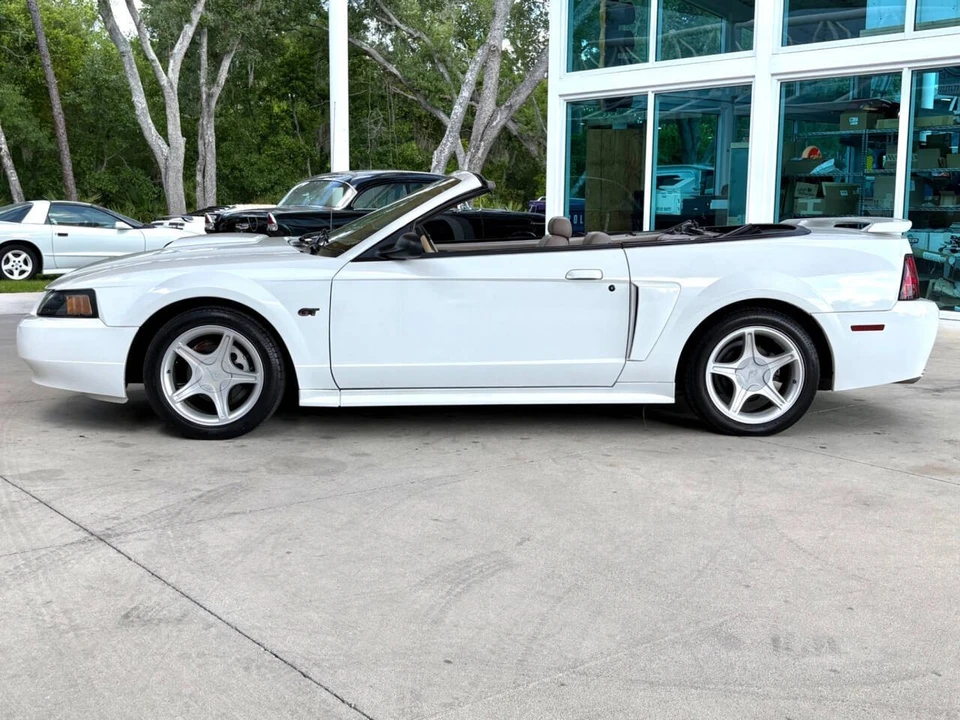 2001 Ford SN95 Mustang - Image 10 of 31