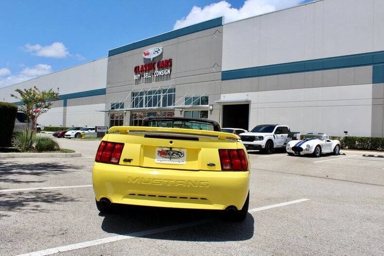 2001 Ford SN95 Mustang - Image 13 of 31