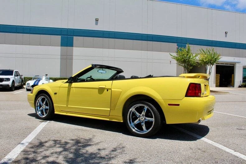 2001 Ford SN95 Mustang - Image 11 of 31