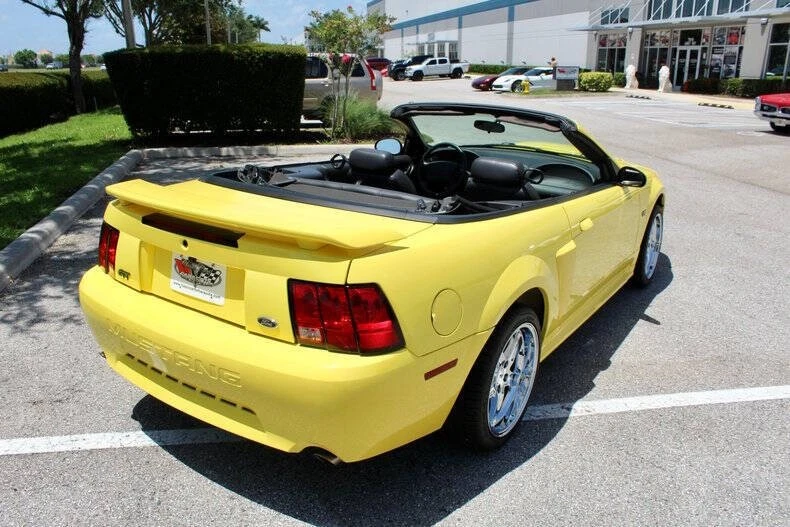 2001 Ford SN95 Mustang - Image 17 of 31