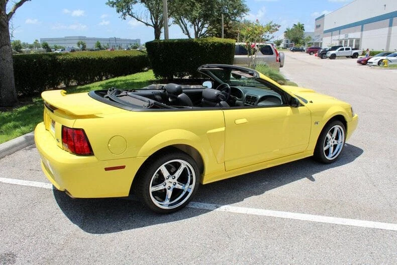 2001 Ford SN95 Mustang - Image 18 of 31