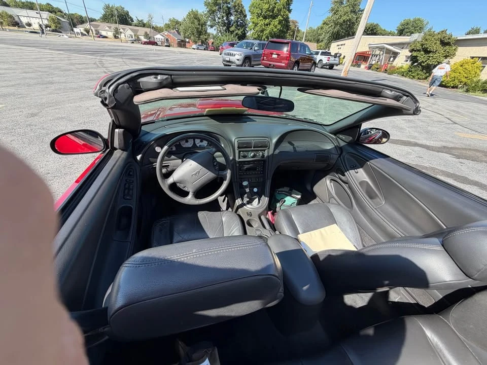 2001 Ford SN95 Mustang - Image 10 of 15