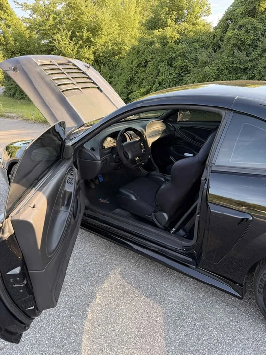 2001 Ford SN95 Mustang - Image 3 of 10