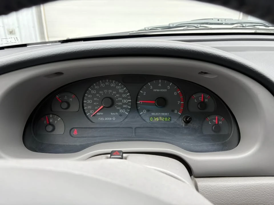 2001 Ford SN95 Mustang - Image 5 of 9