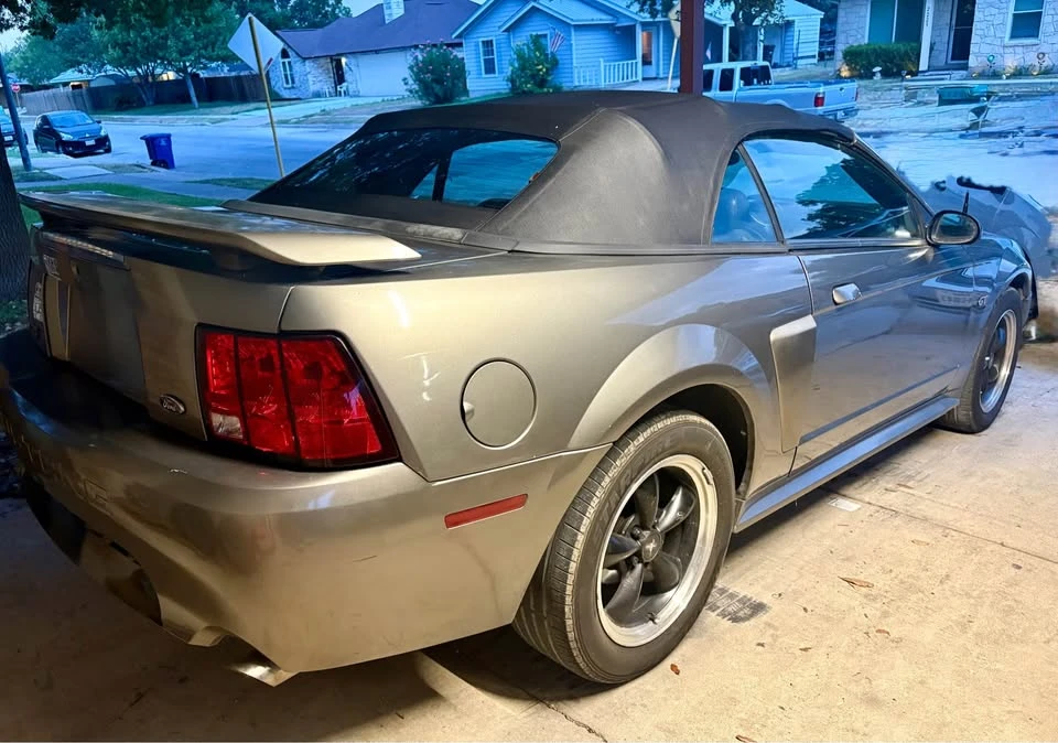 2001 Ford SN95 Mustang - Image 2 of 9