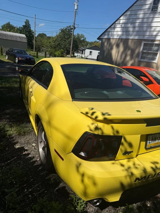 2001 Ford SN95 Mustang - Image 2 of 2