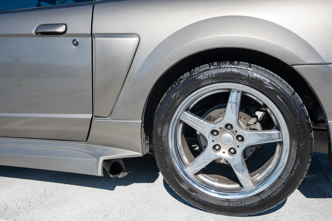 2001 Ford SN95 Mustang - Image 14 of 31
