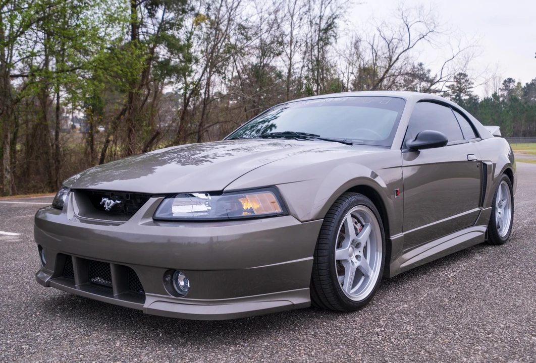 2001 Ford SN95 Mustang - Image 8 of 31